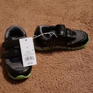 Boys velcro sneakers